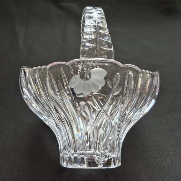 Princess House Romance Collection Crystal Clear Basket w Frosted Etched Flowers - Picture 11 of 15